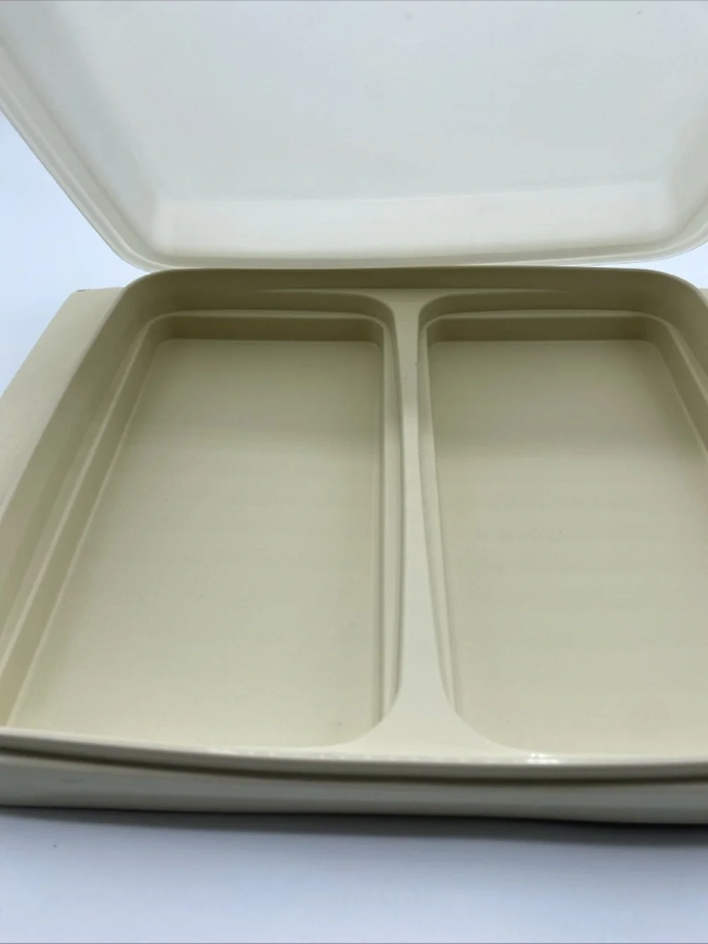 Vintage USA Tupperware Deviled Egg Keeper Lid #723 Beige NO INSERTS Deli Meat